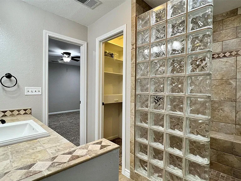 5837 Secrest Dr — Photo 12
