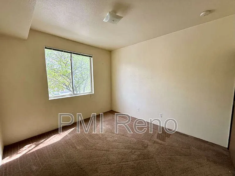 Big Horn Apartments — Photo 59