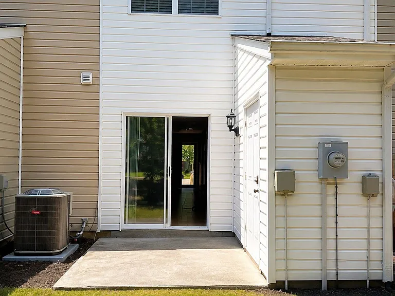 2225 Preakness Ct — Photo 14
