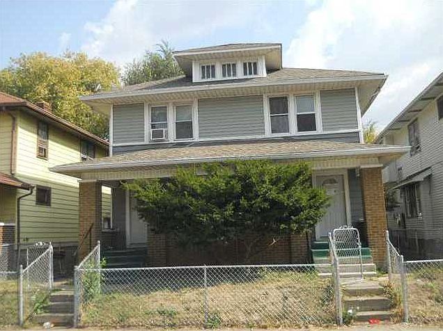 1st image of 425 N Oakland Ave