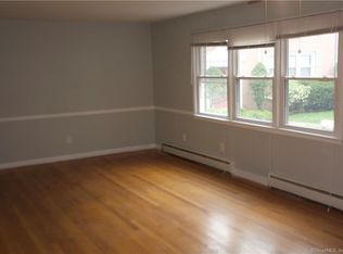 64 Lexington St, Hamden, CT 06514