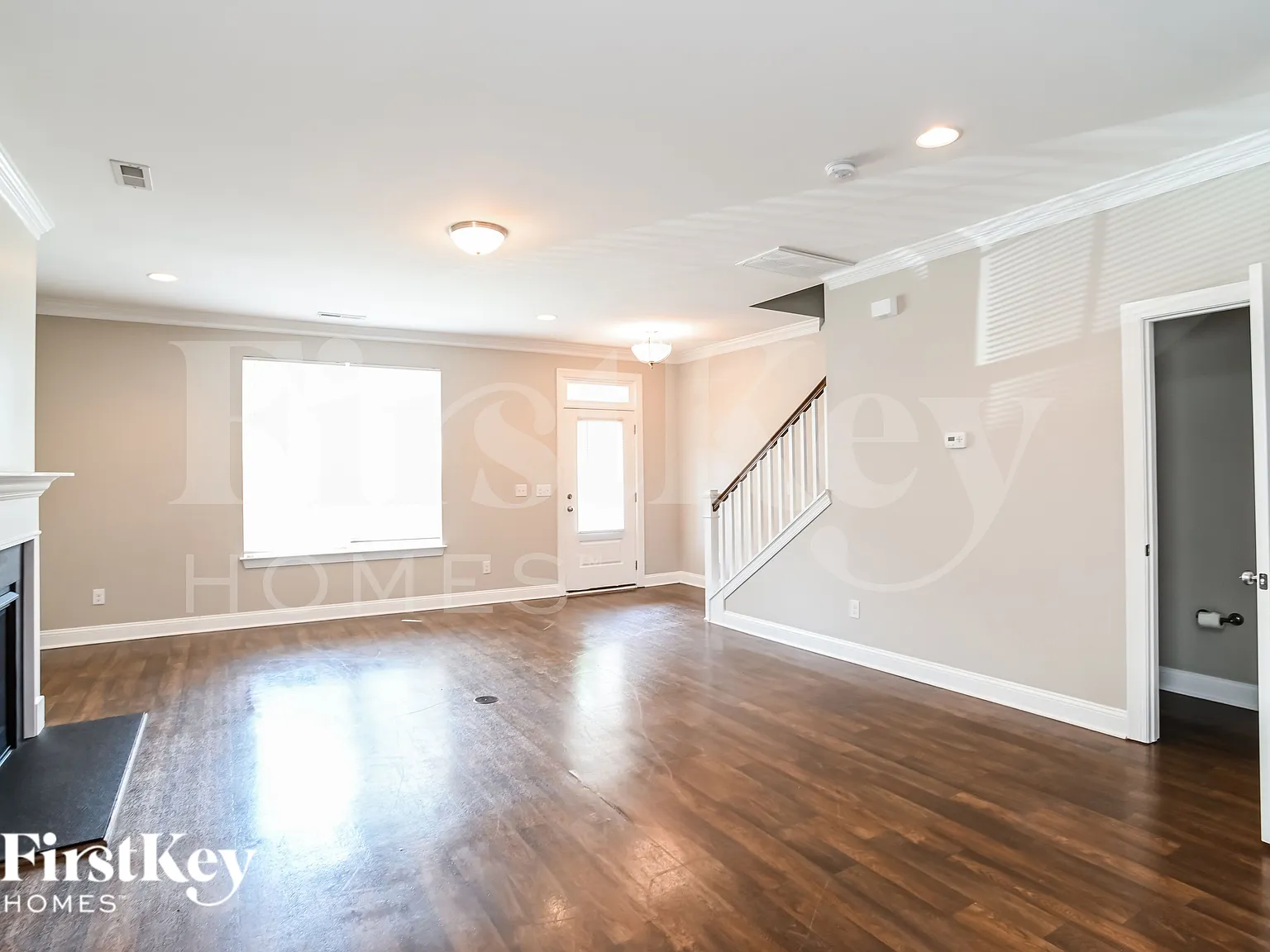 3 bed, 2.5 bath, 1838 sqft, $2,260 — Photo 4
