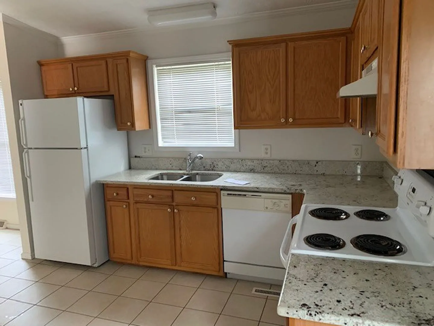 Lovely home in the Haymount Area - Available 9/15/2023 — Photo 2