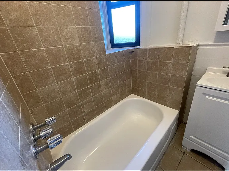 265 Union St #11 — Photo 8