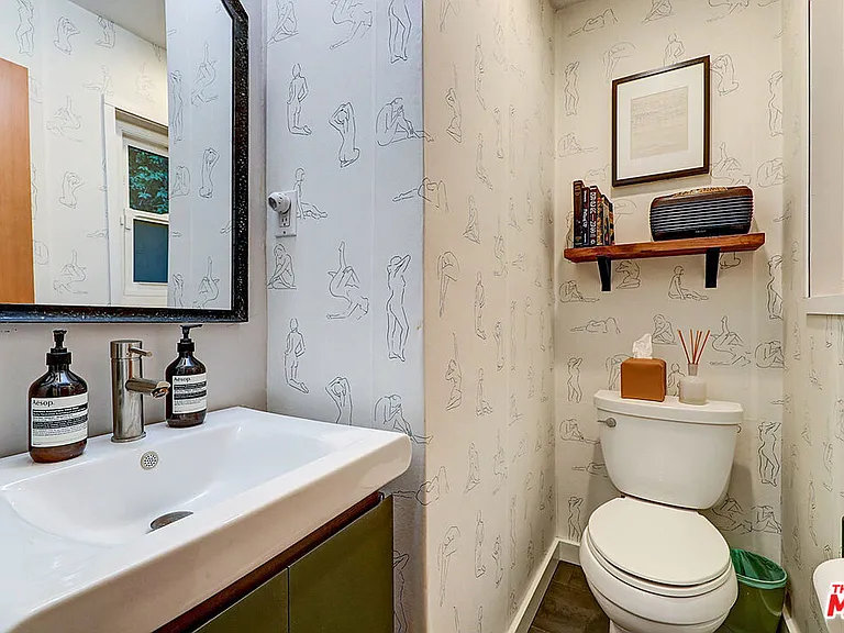 8326 Ridpath Dr — Photo 35