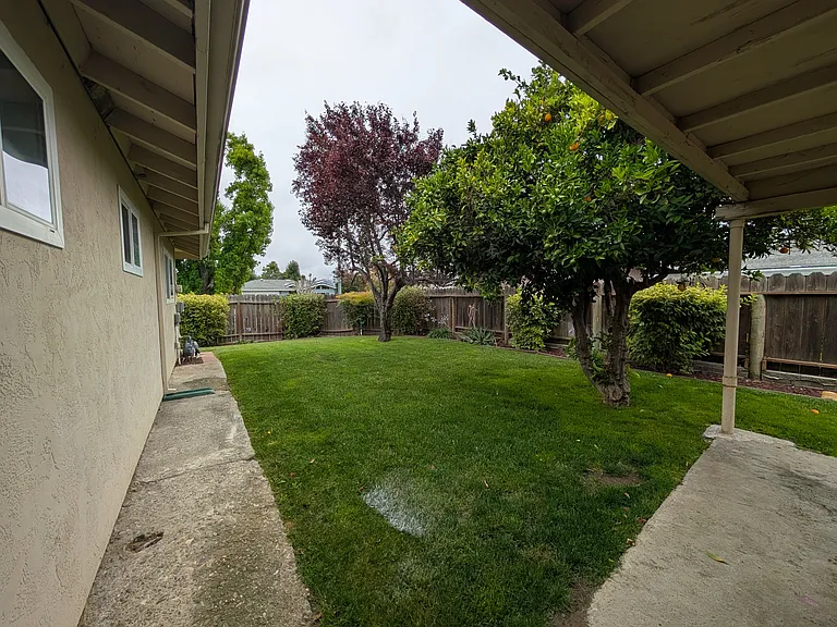 1992 Scenic Cir — Photo 15