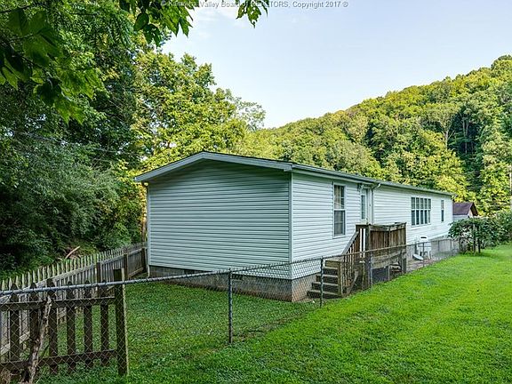 4th image of 14 Hidden Valley Dr