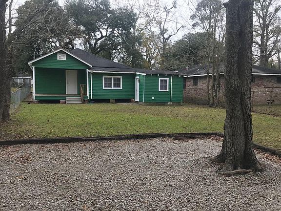 Back of house from BBQ area