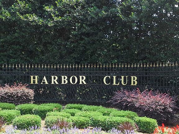 2nd image of 2151 Club Dr