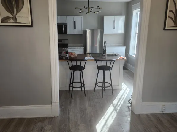 2214 N Weil St #1, Milwaukee, WI 53212