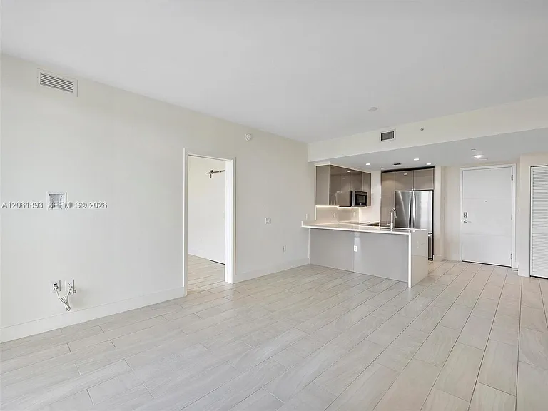 2000 Metropica Way #502 — Photo 15