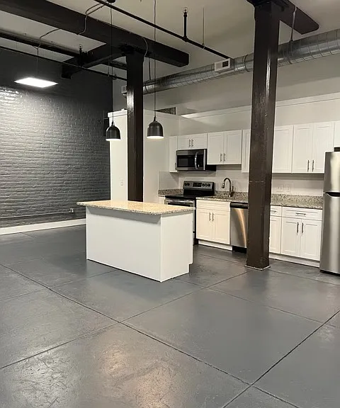 Imperial Lofts — Photo 35