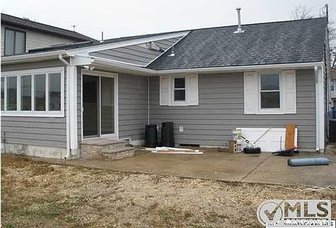 3rd image of 3419 Bergen Ave