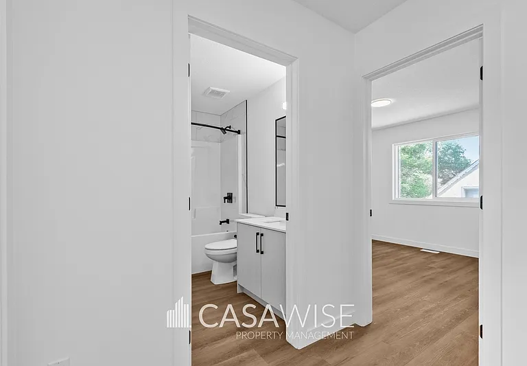 11323 106th St NW #2 — Photo 18