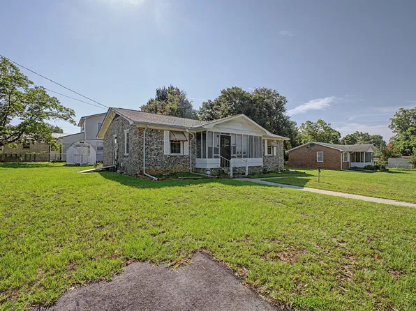 90 Lodge Cir, Blackville, SC 29817