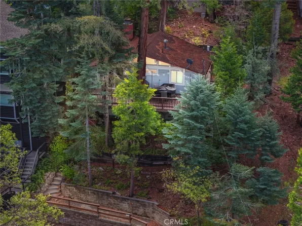 535 Sunderland Ct, Lake Arrowhead, CA 92352