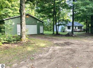 435 Carter Creek Rd, Beulah, MI 49617