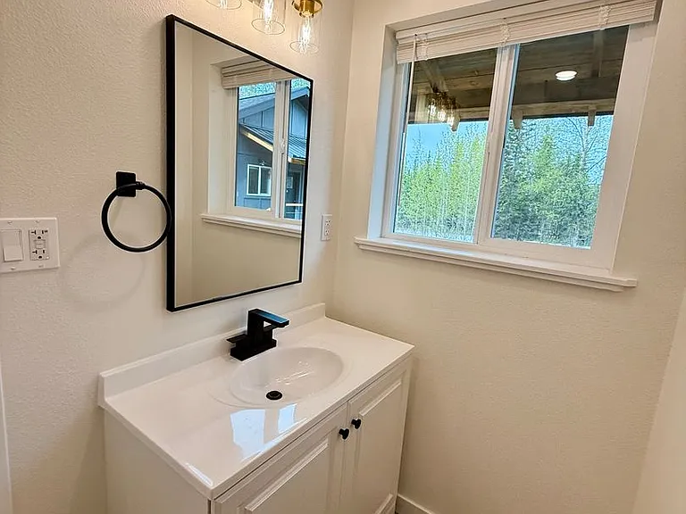 37290 Bings Landing Rd — Photo 5