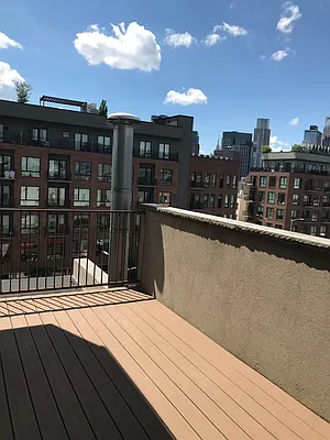 Rented by Omega Realty of Greenpoint | media 15