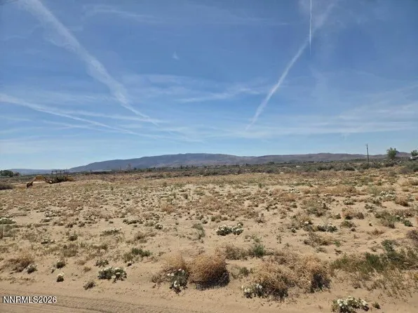 2535 E 7th St, Silver Springs, NV 89429
