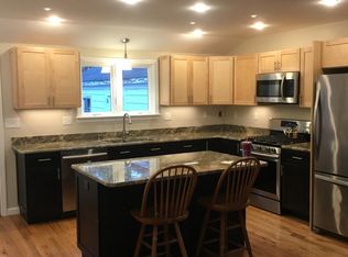 18 Warren Rd, Townsend, MA 01469