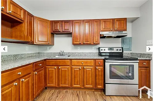 1300 Deanwood Rd Photo 1
