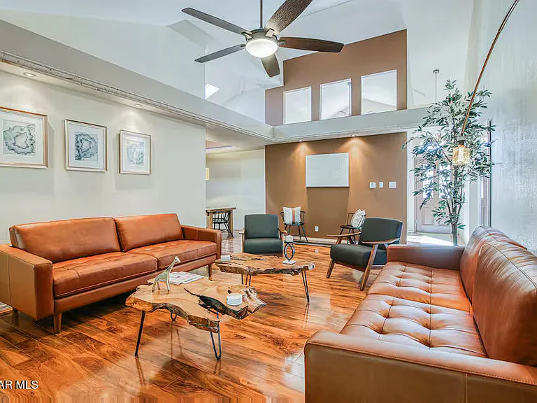 605 Rosinante Rd — Photo 4