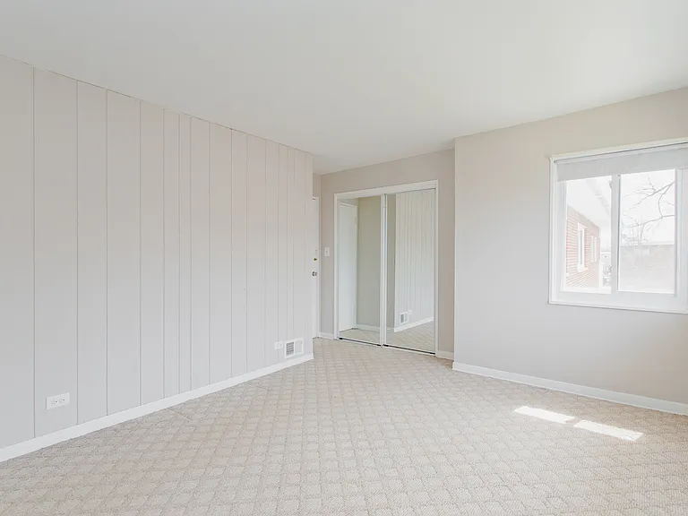 4852 Carol St — Photo 16