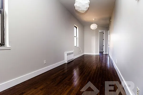 Rented by EXR | media 63