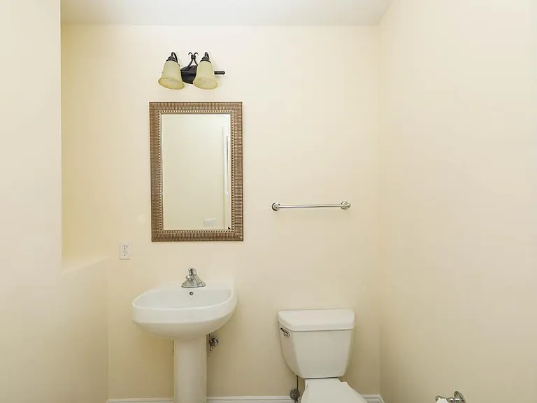 7612 Lake Vista Ct #308 — Photo 6