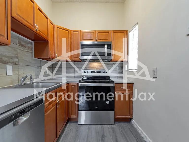 2604 Van Gundy Rd — Photo 2