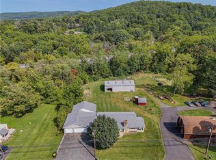 4146 Shimerville Rd, Emmaus, PA 18049