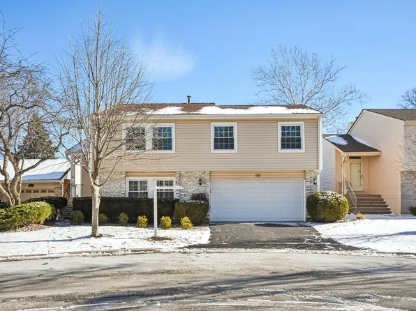 108 Croftwood Ct, Rolling Meadows, IL 60008