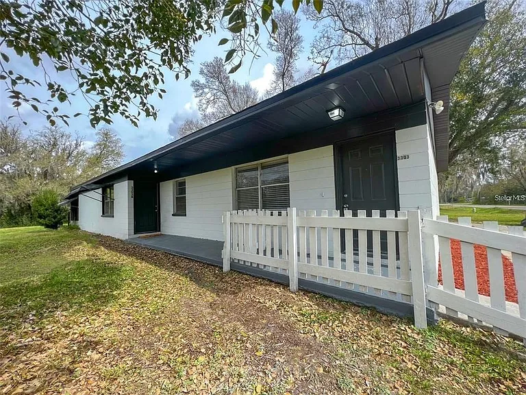 3303 Old Tampa Hwy #A — Photo 1