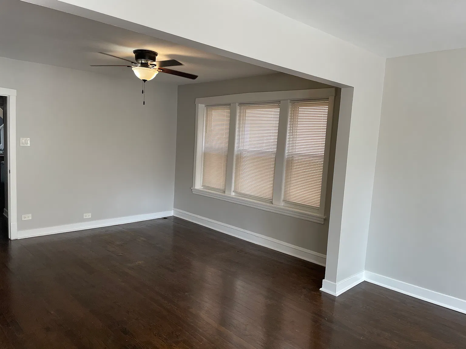 6129 S Kolmar Ave — Photo 1