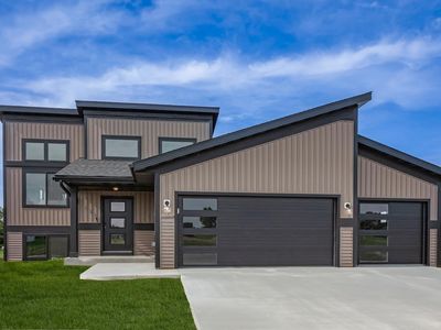 907 14th Ave NW, Kasson, MN, 55944