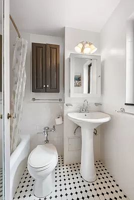 5th image of 45 Tudor City Pl APT 718