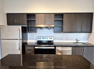 35 Brian Peck Cres #613, Toronto, ON M4G 0A5