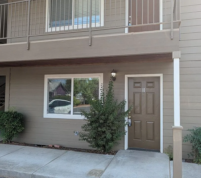 238 Berrydale Ave