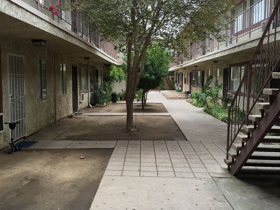 1st image of 8800 Cedros Ave APT 206