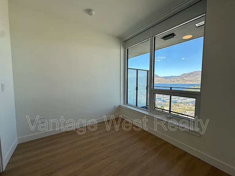 1626 Water St #1901 — Photo 8