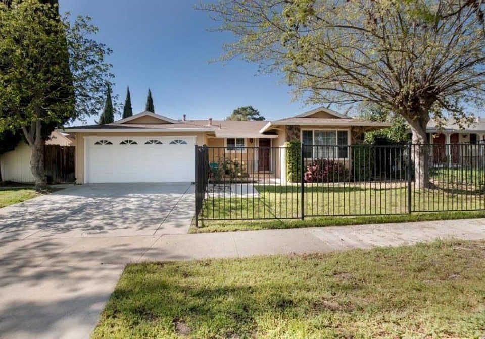 1st image of 2377 Renfield Way