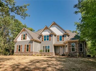 7945 Bradford Ln, Denver, NC 28037