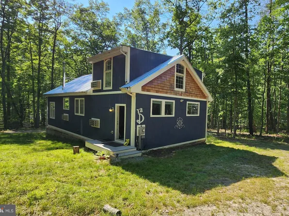 730 Warden Lake D East Dr, Wardensville, WV 26851