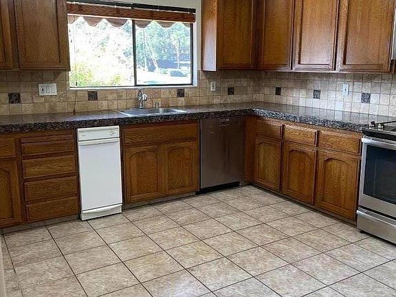 4th image of 3633 Alameda De Las Pulgas #B