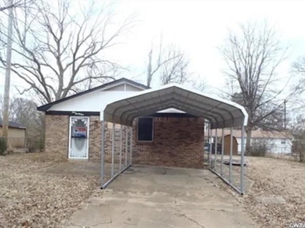 421 Burns Rd, Trenton, TN 38382