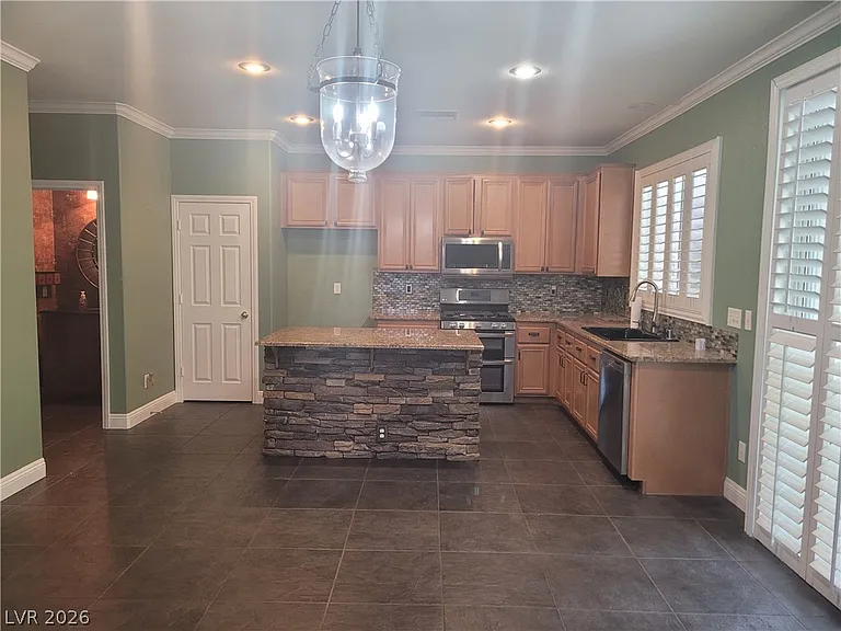 11078 Village Crest Ln — Photo 11