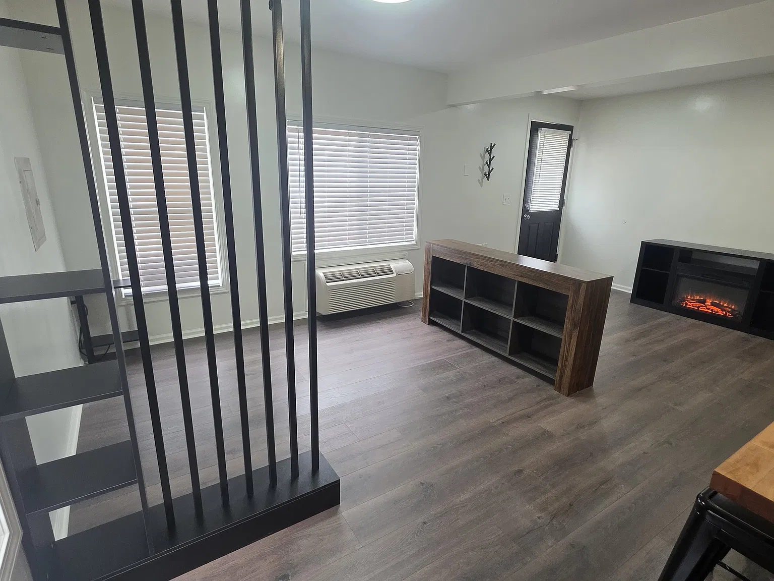 Studio, 450 sqft, $1,100 — Photo 4
