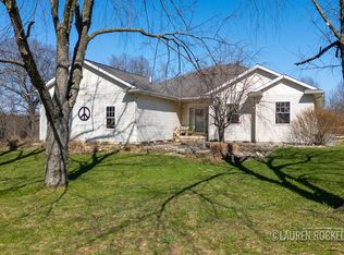 293 S Irving Rd, Hastings, MI