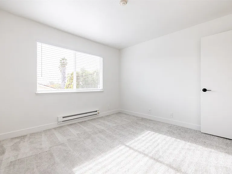 Summerhill Place Apartments — Photo 15